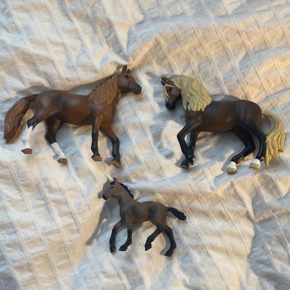 Schleich family of three set